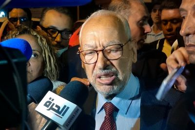 Detained Tunisian Islamist leader hospitalized, lawyer says