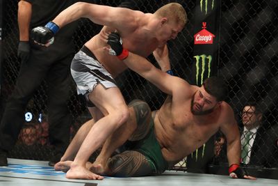 UFC free fight: Sergei Pavlovich wrecks Tai Tuivasa in brutal first-round KO