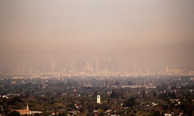 Nearly 120 million people in US exposed to unhealthy levels of soot and smog – report