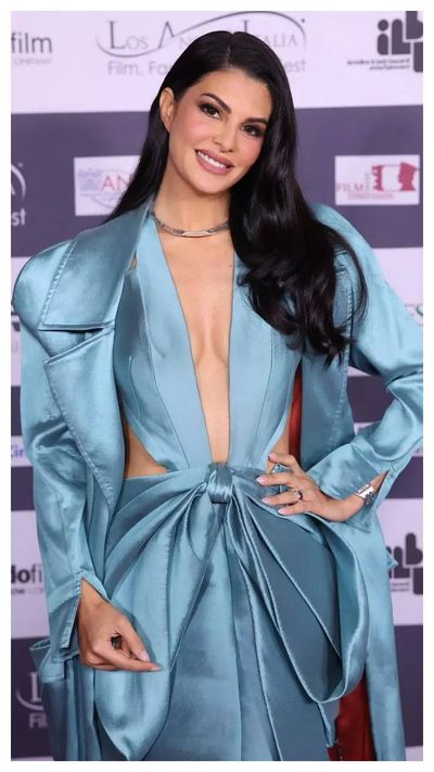 10 Pics Of Jacqueline Fernandez Oozing Oomph And Hotness