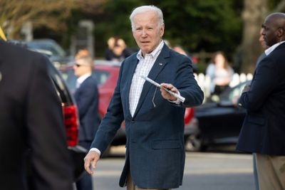 Biden bids to tar Republicans as party of rich in debt battle