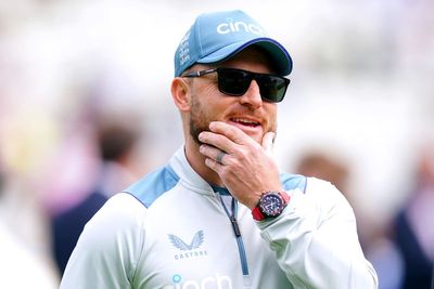 Brendon McCullum cleared by ECB over involvement with betting business