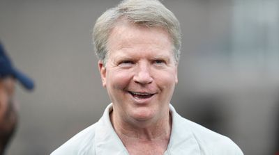 Why Phil Simms Doesn’t Think Tom Brady Will Actually Call Games for Fox