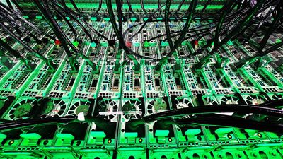 Intel Preps 2000W Coolers for Future Chips