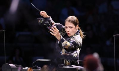 Female conductors to open and close BBC Proms for first time