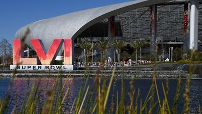 Report: Contenders Emerge to Host Super Bowls LX, LXI in 2026, ’27