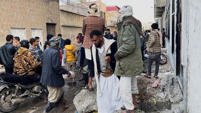 Stampede in Yemen's capital Sana'a kills at least 78, official says