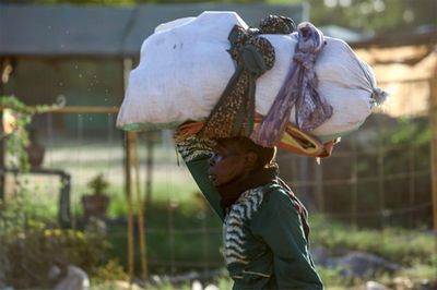 Under fire, Sudanese civilians mobilize relief online