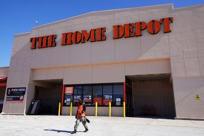 San Francisco Home Depot worker shot dead confronting shoplifter