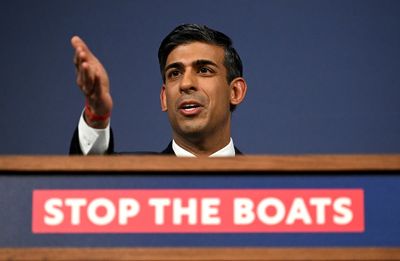 Rishi Sunak forced to back down on refusal to set up new safe and legal routes before ‘stopping the boats’
