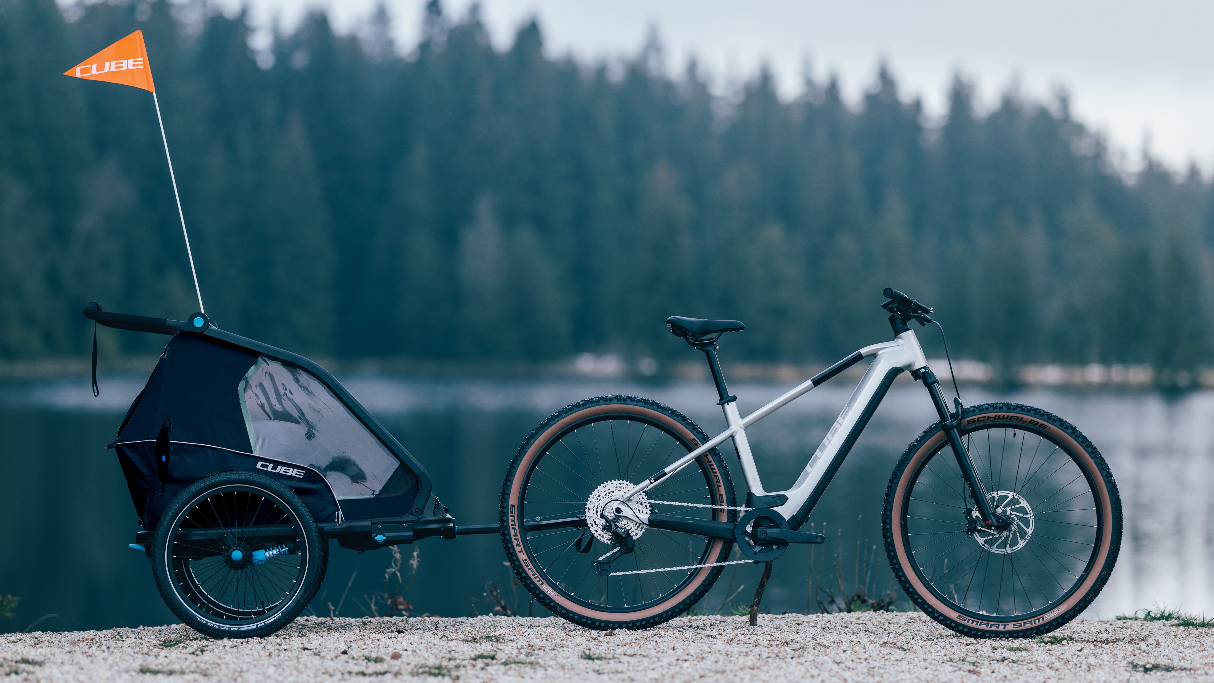 Mini Pod Bike An everyday escape pod for adventurous families, the…