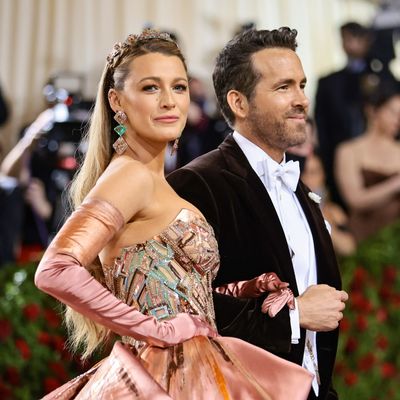 Ryan Reynolds Opened Up About Life With 4 Kids: "We Love It"
