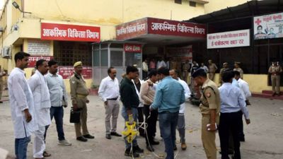 Atiq-Ashraf killing case: 3-member judicial panel begins probe, visits crime scene