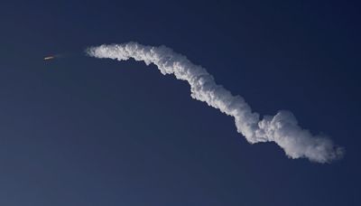 SpaceX giant rocket explodes minutes after launch from Texas
