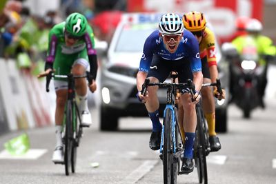 Tour of Alps: Muhlberger pulls off win from breakaway trio on stage 4