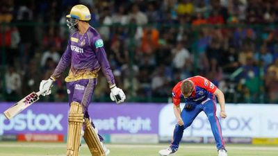 WATCH: Mitchell Marsh takes a sharp catch to dismiss last-match centurion Venkatesh Iyer on duck