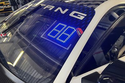 Supercars introduces LED windscreen panels