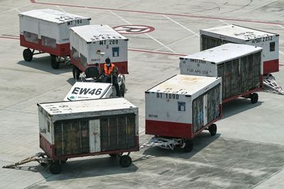 Daring thieves pull off ‘very rare’ heist of gold cargo passing through Canada’s biggest airport