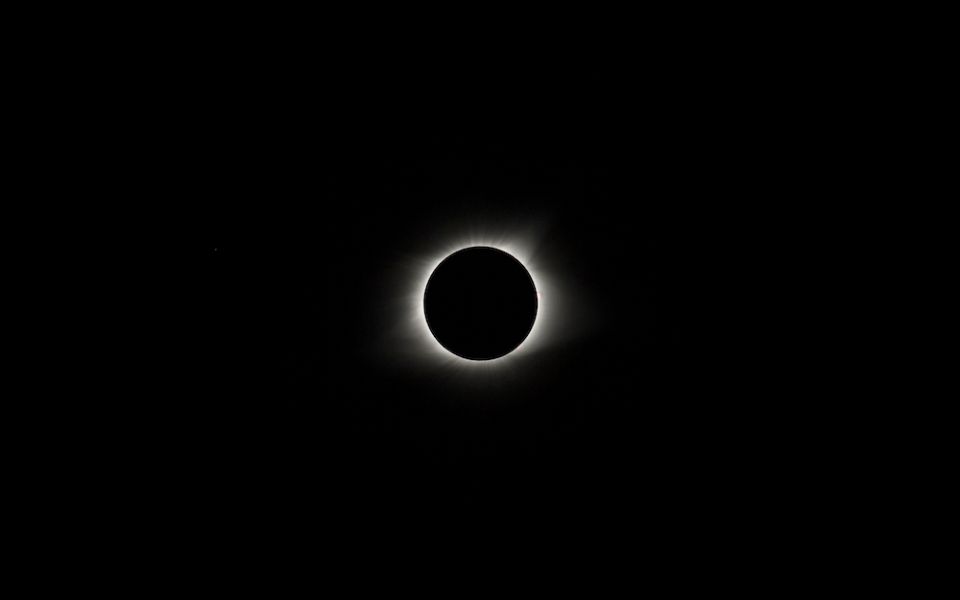 Top Videos Solar eclipse stuns and Elon Musk’s rocket…