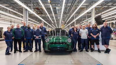 One Millionth Current-Gen Mini 3-Door Is An All-Electric Cooper SE Model