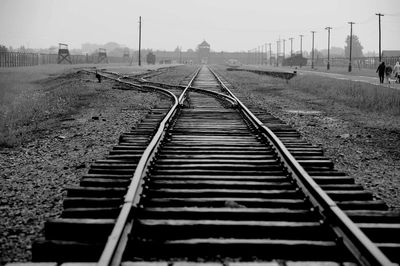 Auschwitz Museum issues warning after tourist’s ‘disrespectful’ photo