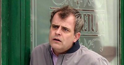 Coronation Street star Simon Gregson leaves fans swooning over '007' throwback snap as he makes error over wife