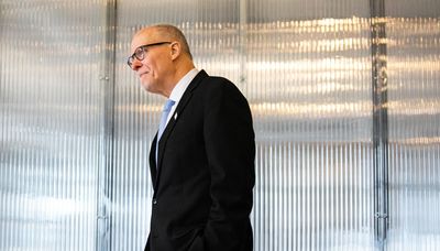 Vallas sues consultant who allegedly defrauded campaign out of $680,000