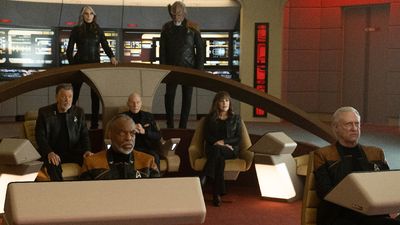 Star Trek: Picard Series Finale Ending Explained And What The Post Credits Scene Means