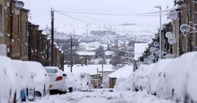 UK weather: 'Snow wall' could blanket parts of the UK in DAYS warn forecasters