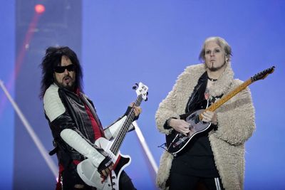 Motley Crue working on new material with producer Bob Rock