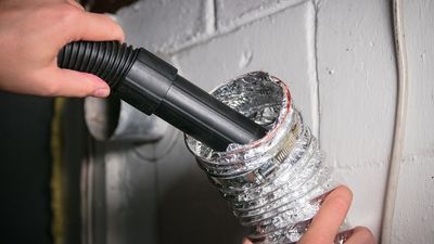 How to clean dryer vent ducts in 5 easy steps