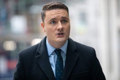 BBC risks new bias row after Radio Four open mic catches presenter praising Wes Streeting