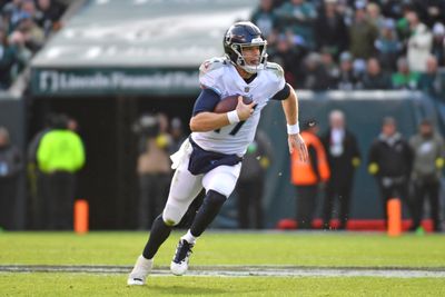 Photos, video from Titans’ first week of offseason program