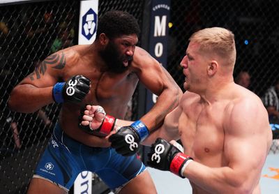 UFC Fight Night 222 results: Sergei Pavlovich swarms Curtis Blaydes for first-round TKO