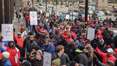Hundreds march in the Loop to reach out to teens who caused chaos last weekend: ‘People do care about them’