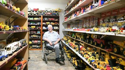 Collection of 850 Tonka trucks, amassed over decades, on show in western Victoria