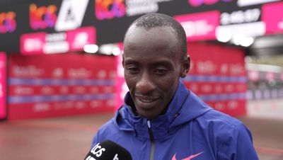 London Marathon 2023: Kelvin Kiptum wins men’s race in the second fastest marathon in history