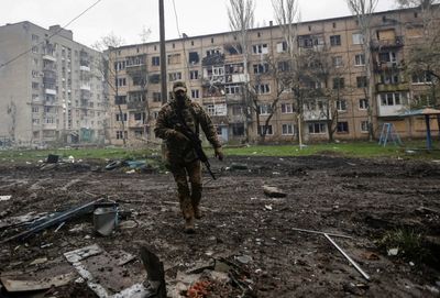 Russia claims progress in battle for Bakhmut