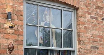 A new Taylor Swift cardboard cut-out has popped up after Tram Taylor debate