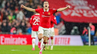 Dramatic Man United Win Sets Up Manchester Derby in FA Cup Final