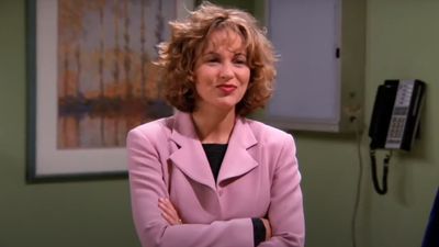 Friends' Vet Jennifer Grey Gets Candid About Why She Never Returned As Mindy
