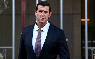 Roberts-Smith probes defence meetings with journalist