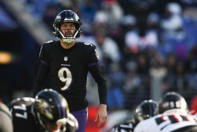 Ravens K Justin Tucker cheers on Orioles during walk-off win