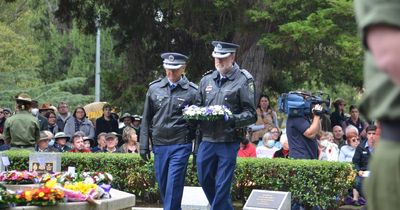 Police put Anzac Day crowds on notice to show respect and common sense
