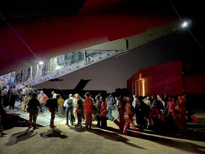 Sudan factions agree to 72-hour ceasefire as foreigners are evacuated