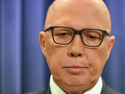 Dutton plummets to new low, PM lift in latest polling