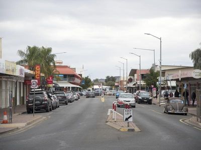Alcohol restrictions continue in Alice Springs