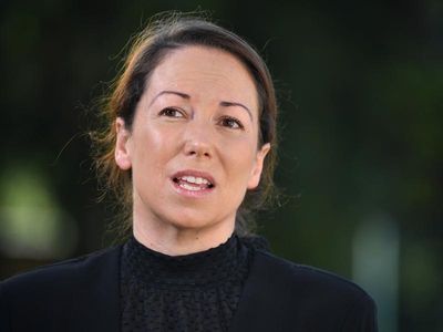 Aboriginal, legal minds lash 'irresponsible' age raise