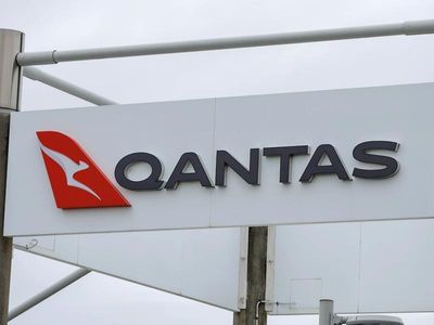 ACCC to oppose Qantas' $614m acquisition of Alliance