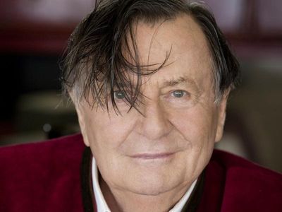 Comedian Barry Humphries hospitalised in Sydney